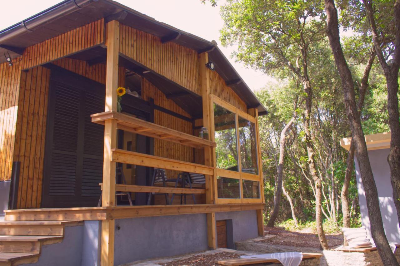 Soul Retreat Beach House Peruski Экстерьер фото