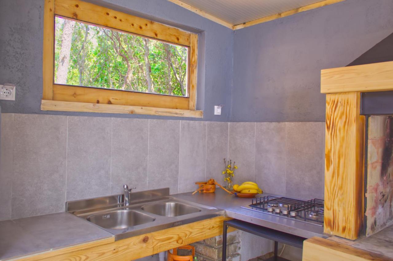 Soul Retreat Beach House Peruski Экстерьер фото